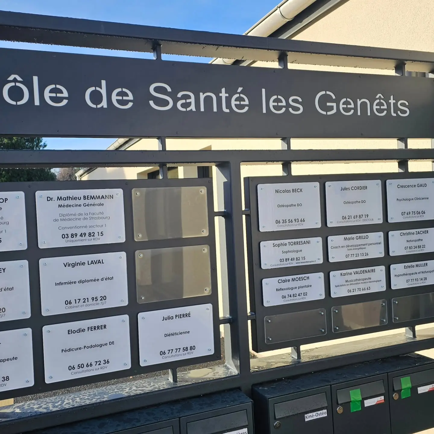 Panneau du Pôle de Santé les Genêts — Christine Zacher Naturopathe à Labaroche